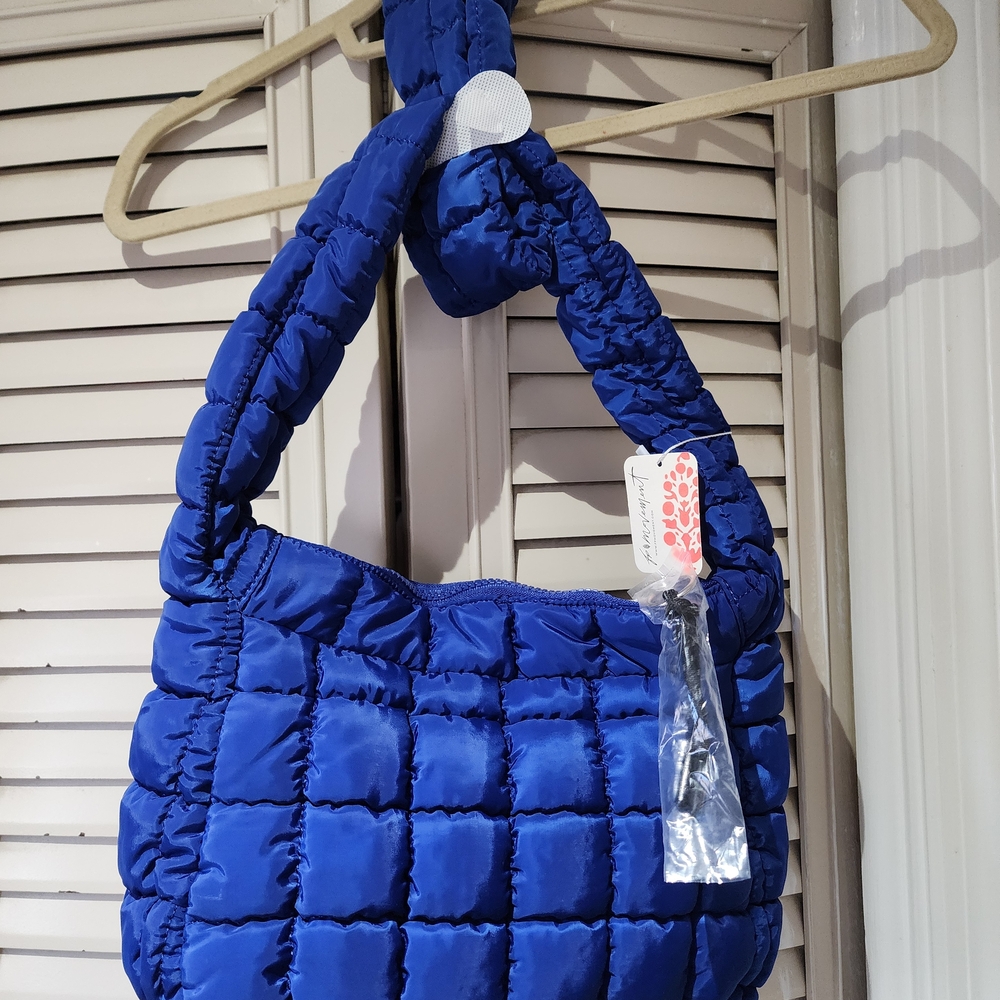Free People Movement Quilted Carryall And Bulls Eye Sling Bundle NWT - Picture 3 of 8